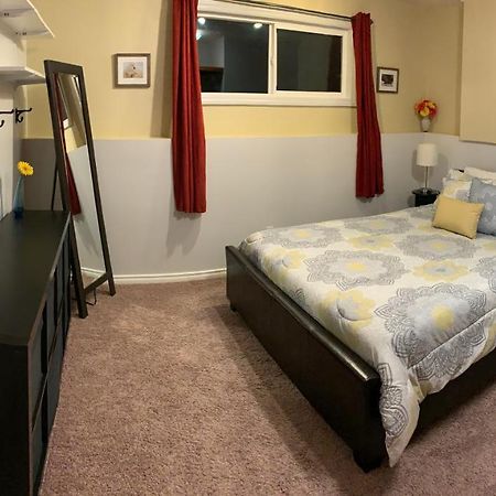 Newly Renovated Basement Suite! Lethbridge Exterior foto